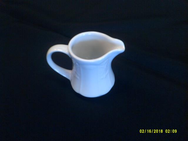 Rental store for WHITE PORCELAIN CREAMER in Batesville MS