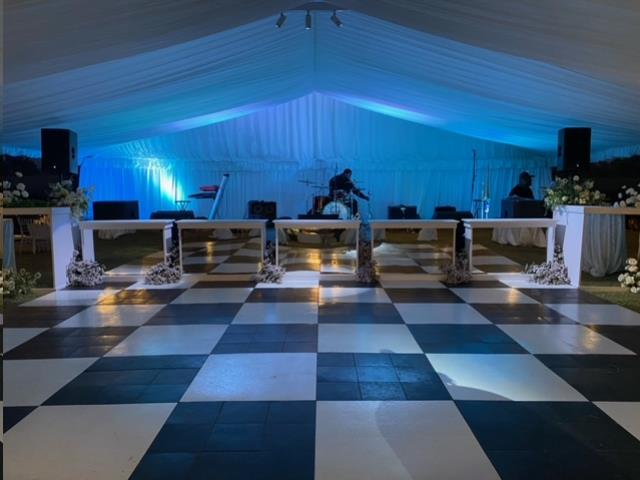 Rental store for MIRRORED STAGE FRONTS in Batesville MS