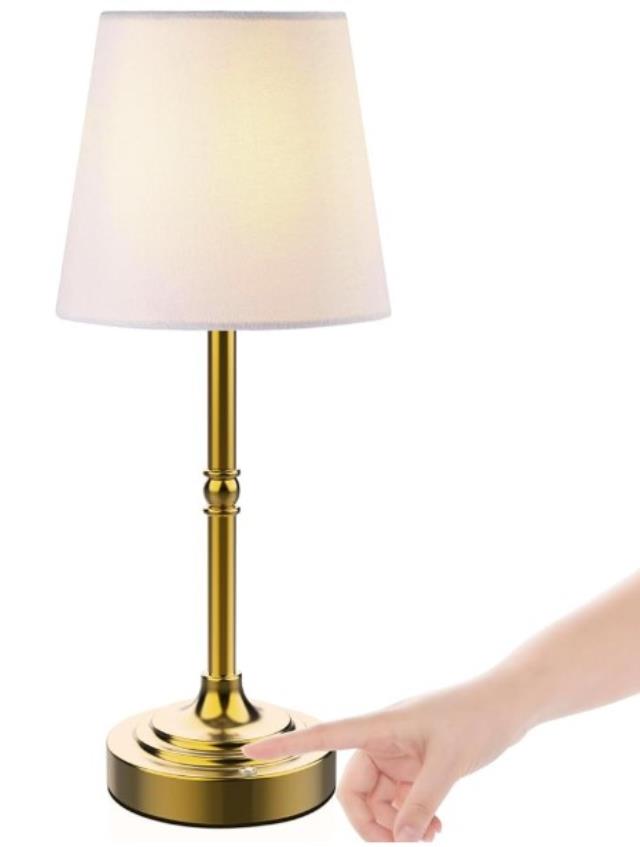 Rental store for GOLD LAMP WITH SHADE in Batesville MS